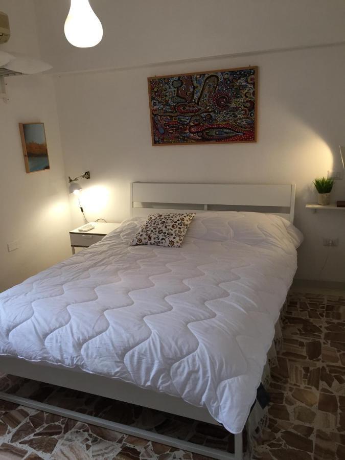 Villa Serra B&B Iun E6769 Ористано Екстериор снимка